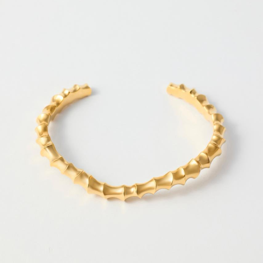 Seiche Cuff